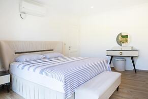 BD4140 by İmportant Group Travel