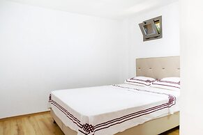 BD4140 by İmportant Group Travel