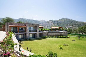 BD4140 by İmportant Group Travel