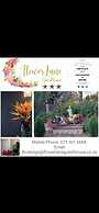 Flower Lane Guesthouse