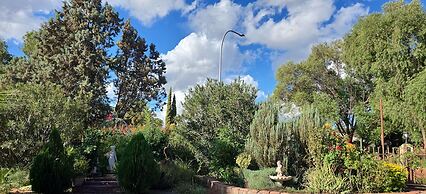 Flower Lane Guesthouse