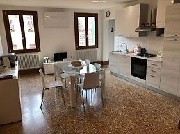 CASA REGINI