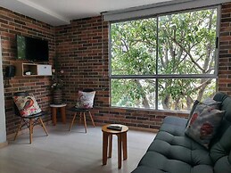 Medellin La 70 cerca de todo