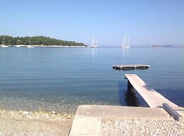 Wonderful Apartment Biserka Near the Beach