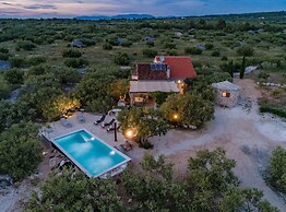 Holiday Home House of the Sun