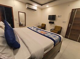 Angel Pink Residency