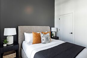 The Heights by AvantStay – Modern Condo Minutes from Broadway