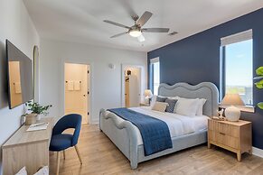 The Heights by AvantStay – Modern Condo Minutes from Broadway