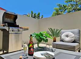 Luxury townhouse with pool in PALM BEACH