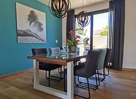 Luxury townhouse with pool in PALM BEACH