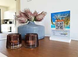 Luxury townhouse with pool in PALM BEACH