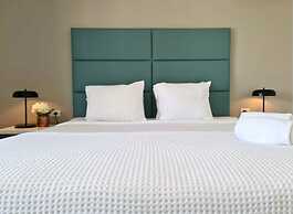 Luxury townhouse with pool in PALM BEACH