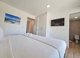 Luxury townhouse with pool in PALM BEACH