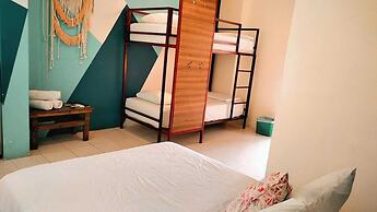Hotel Montañita