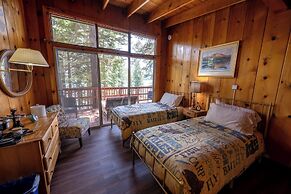 Kit Carson Lodge