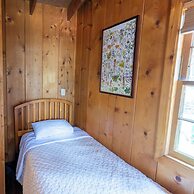 Kit Carson Lodge