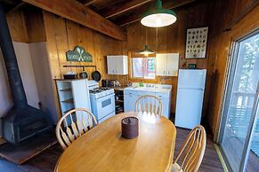 Kit Carson Lodge