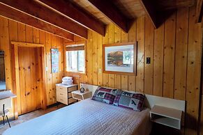 Kit Carson Lodge