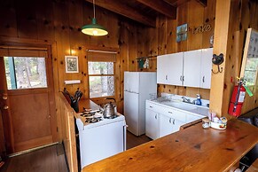 Kit Carson Lodge