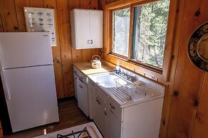 Kit Carson Lodge