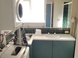 Sailfish Cove & RIVA Apartments