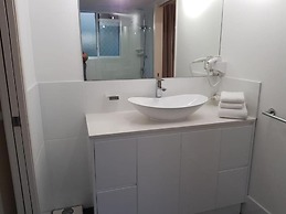 Sailfish Cove & RIVA Apartments