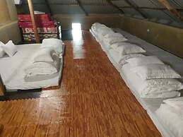 Homestay Khám Phá Y Tý