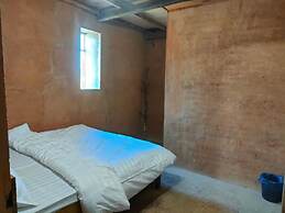 Homestay Khám Phá Y Tý