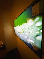 Holland Park Condominium