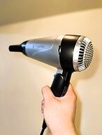 Holland Park Condominium