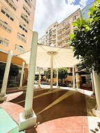 Holland Park Condominium