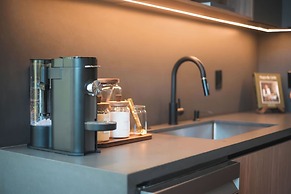 Zoka - Modern Mountain Retreat