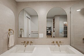 Zoka - Modern Mountain Retreat