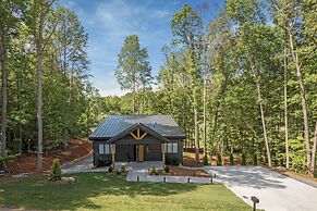 Zoka - Modern Mountain Retreat