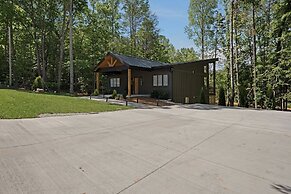 Zoka - Modern Mountain Retreat