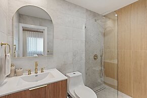 Zoka - Modern Mountain Retreat