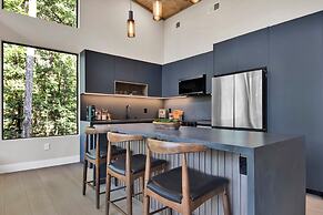 Zoka - Modern Mountain Retreat