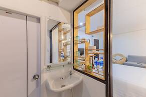 Calmly Stay Ratchada