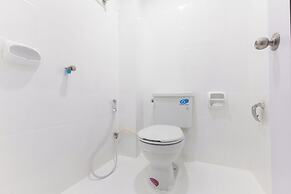 Calmly Stay Ratchada