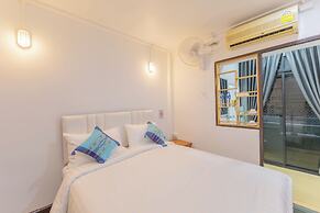 Calmly Stay Ratchada