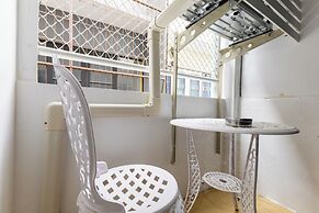 Calmly Stay Ratchada