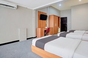 Hotel O Padang near Mesjid Raya