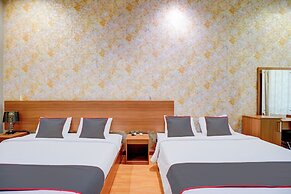 Hotel O Padang near Mesjid Raya