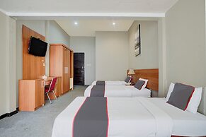 Hotel O Padang near Mesjid Raya