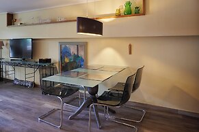 2BR Oasis South Riviera Stay MK