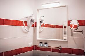Guest House COLORS