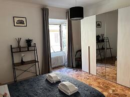 STENDARDI S HOUSE