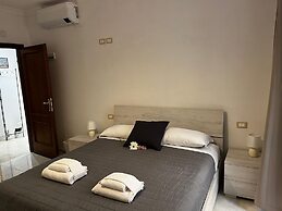 STENDARDI S HOUSE
