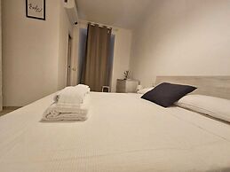 STENDARDI S HOUSE