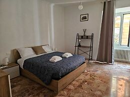 STENDARDI S HOUSE